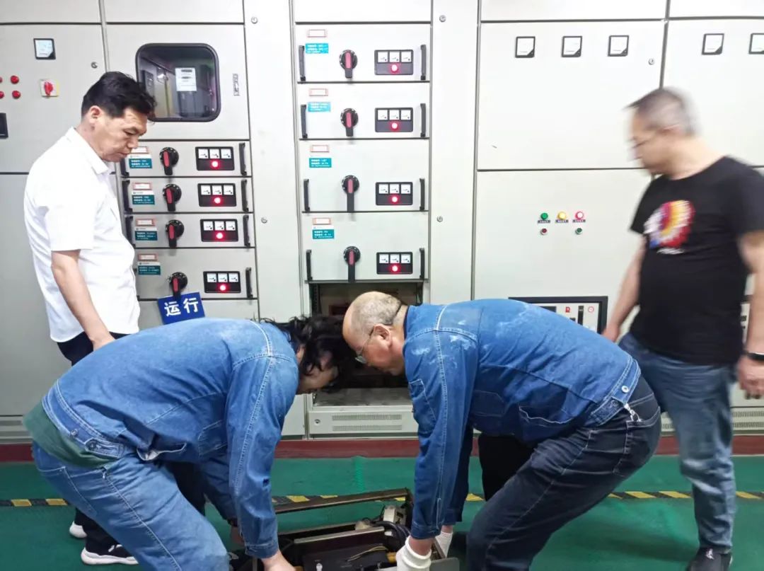 1759446745823904.jpg 1759446745823904.jpg