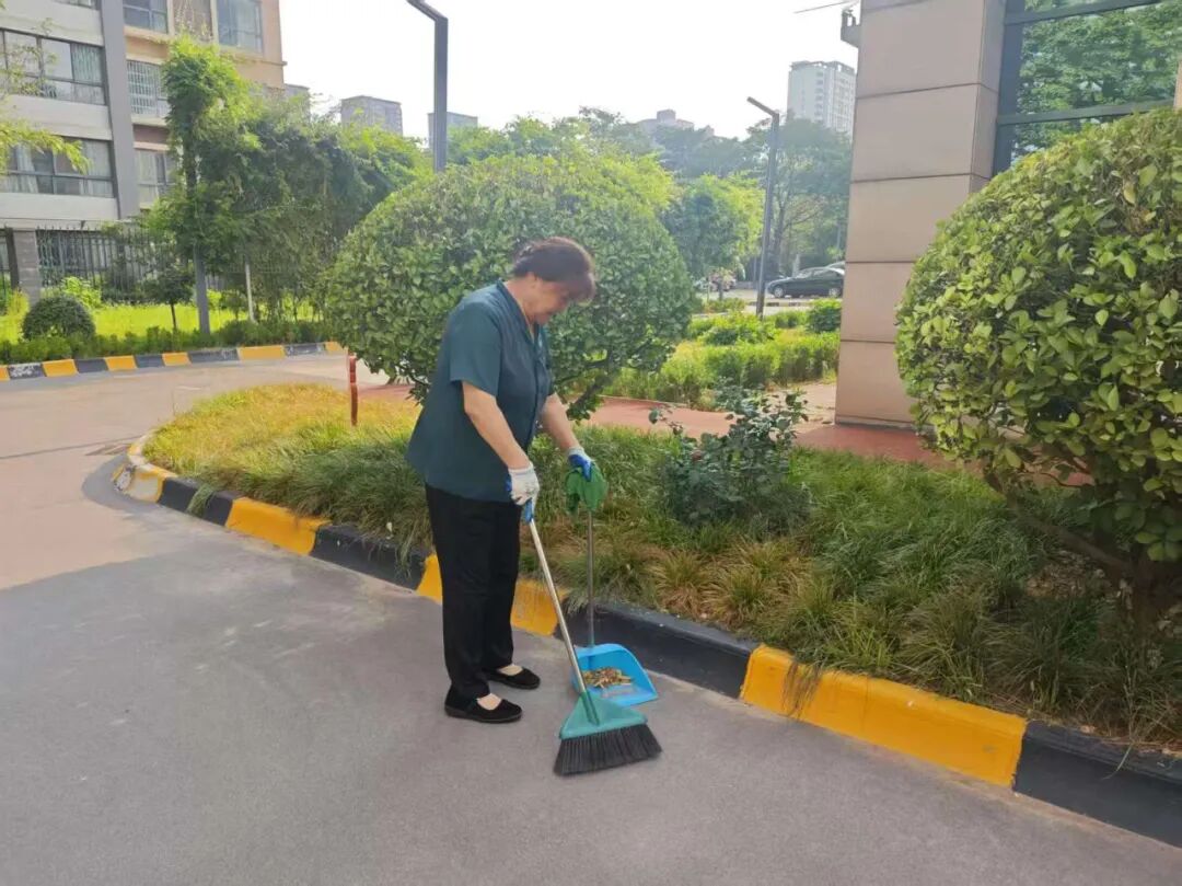 1759479926906279.jpg 1759479926906279.jpg